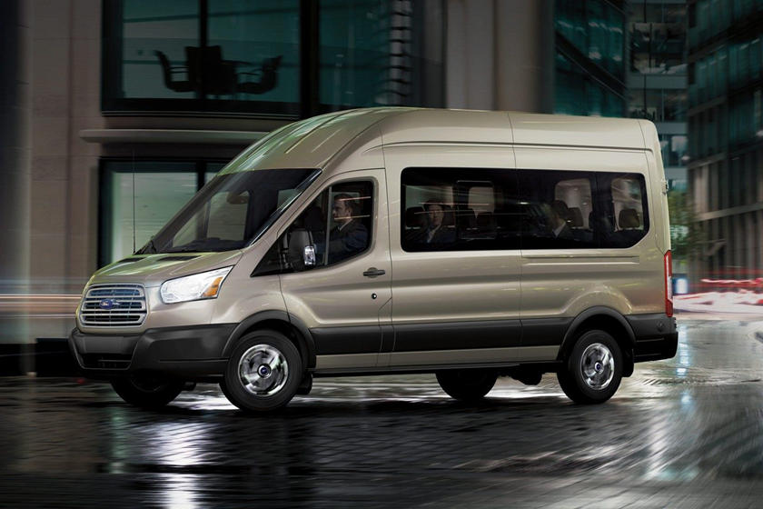 2018 ford transit passenger wagon curb weight
