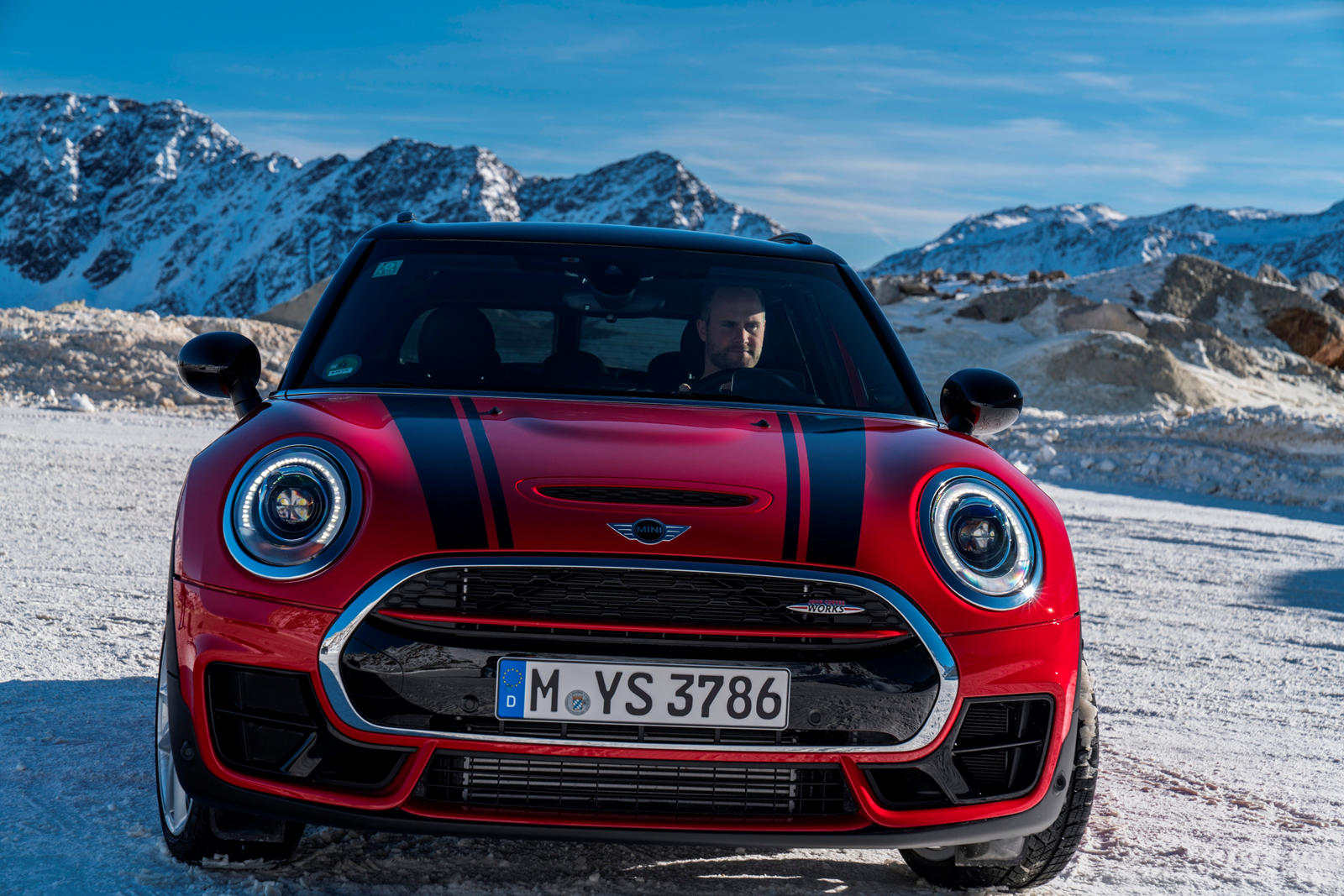 2018 Mini John Cooper Works Clubman Front View
