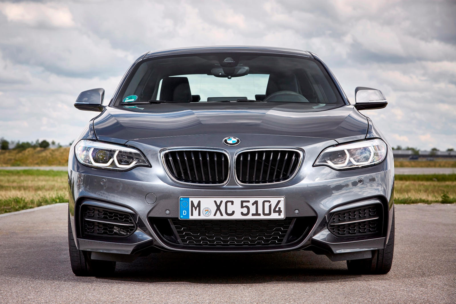 2019 BMW 2 Series Coupe Front View