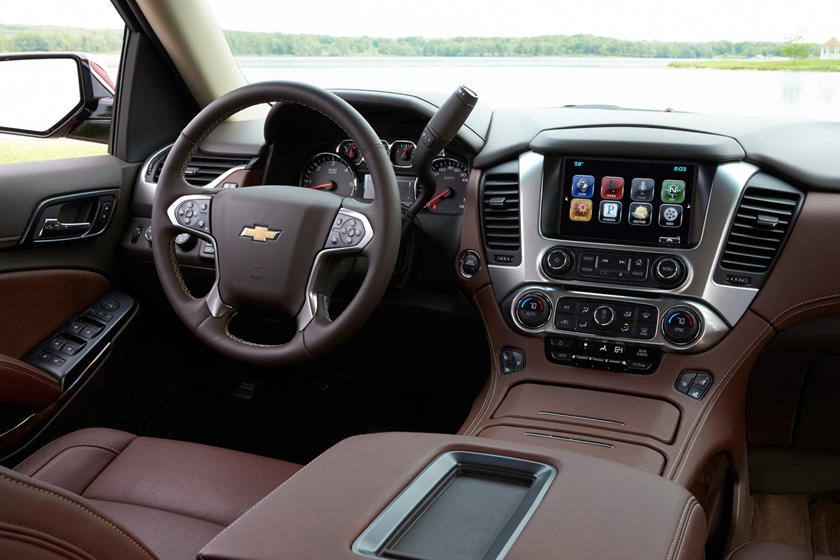 2019 Chevrolet Suburban Interior Photos Carbuzz