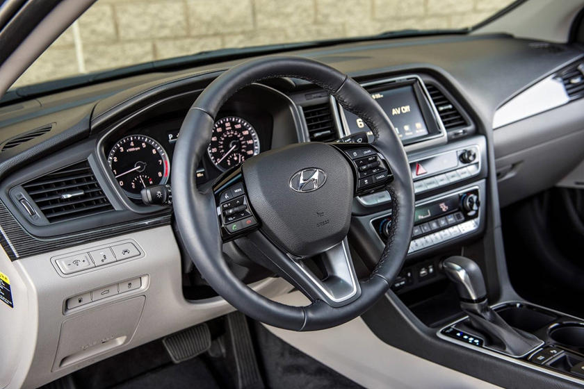2019 Hyundai Sonata Review Trims Specs And Price Carbuzz