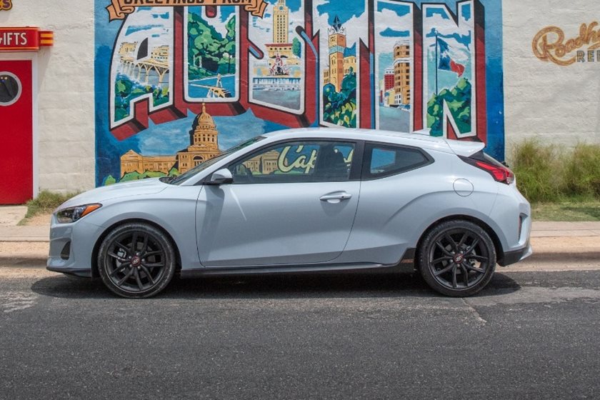 2019 Hyundai Veloster Review Trims Specs And Price Carbuzz