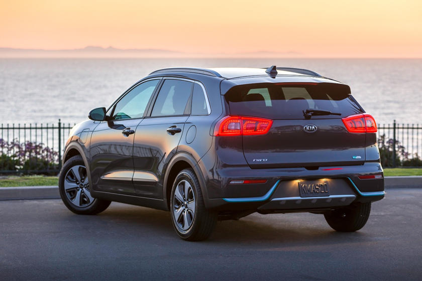 definitief span menigte 2019 Kia Niro Plug-In Hybrid: Review, Trims, Specs, Price, New Interior  Features, Exterior Design, and Specifications | CarBuzz