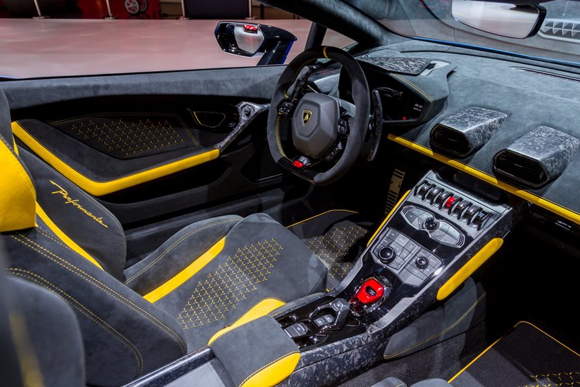 Lamborghini Huracan Performante Spyder Interior Photos Carbuzz