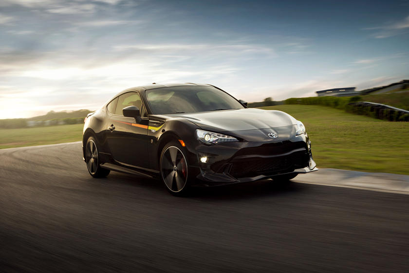 19 Toyota 86 Review Trims Specs Price New Interior Features Exterior Design And Specifications Carbuzz