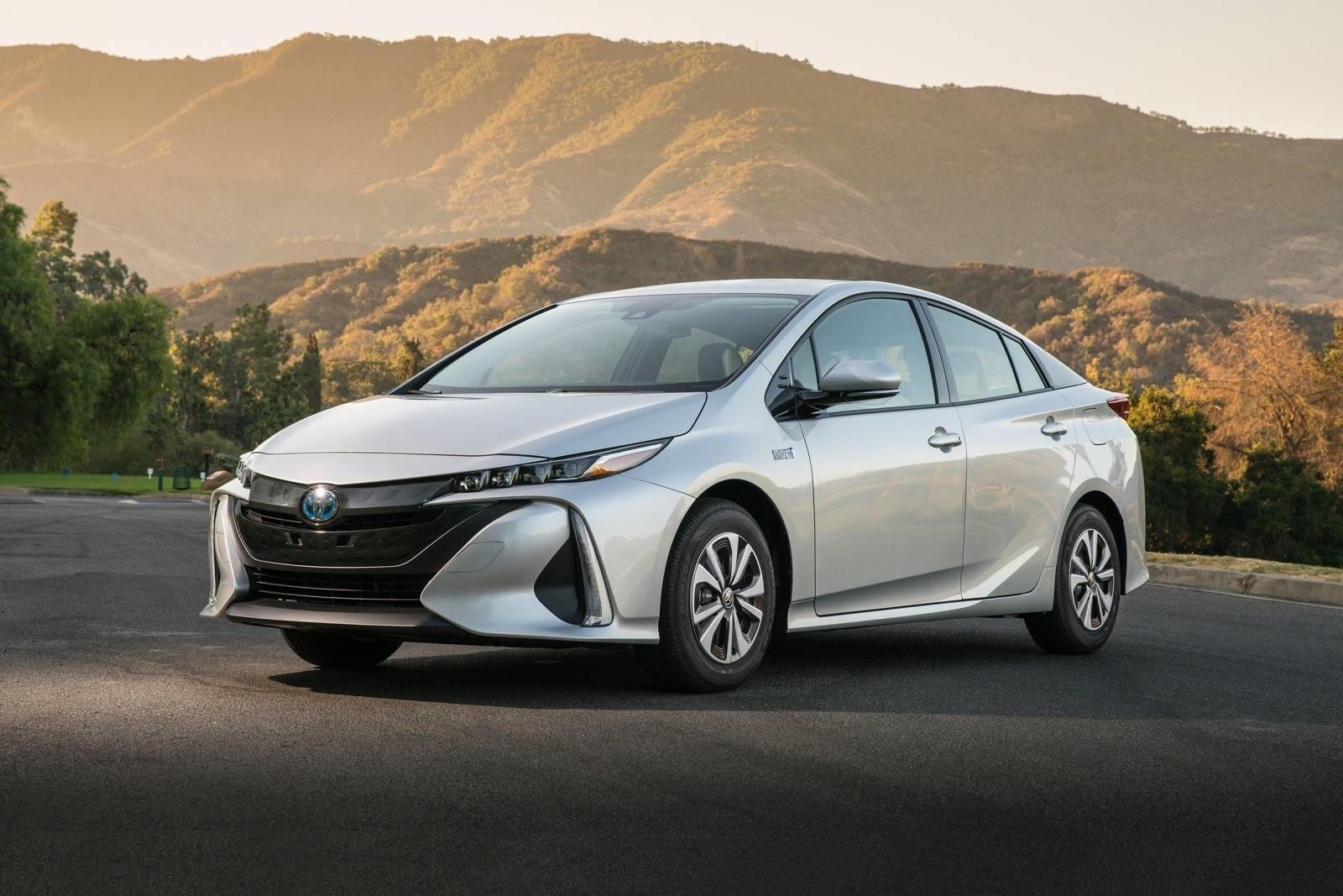 2019 Toyota Prius Prime Front Angle View