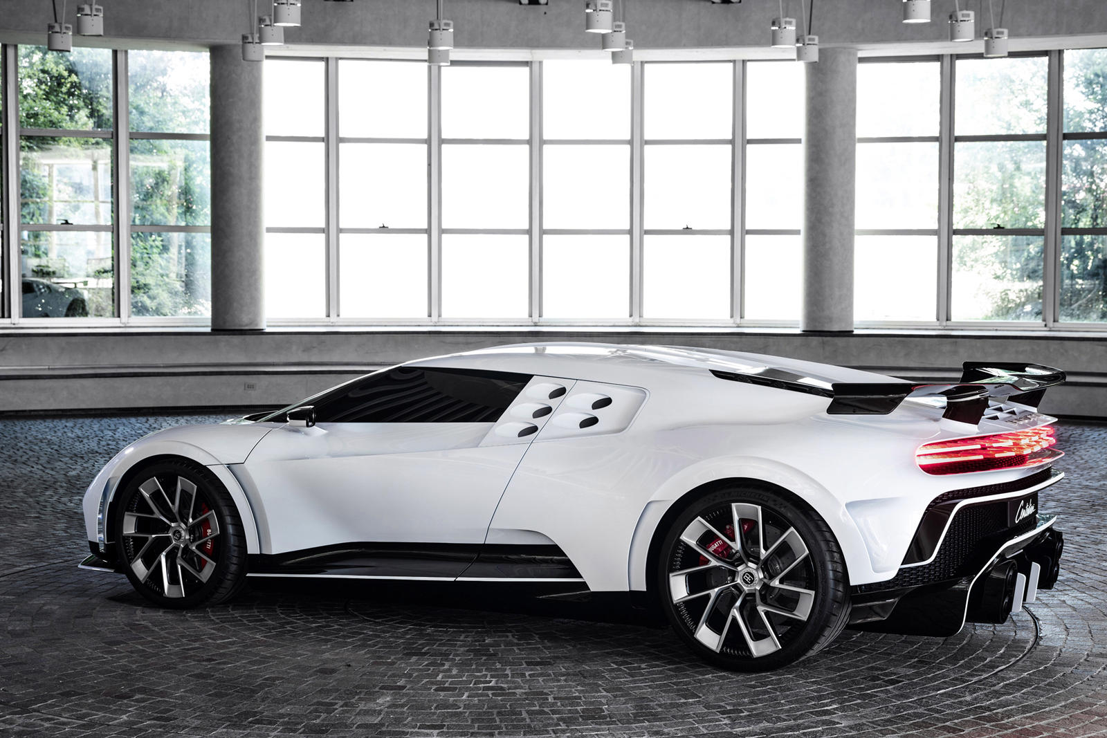 Bugatti Centodieci Design