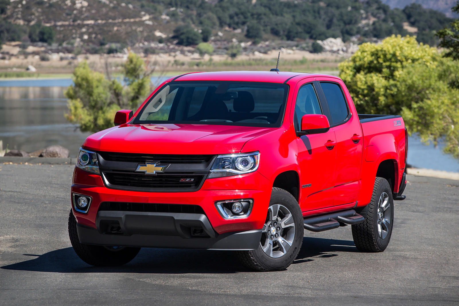 2020 Chevrolet Colorado Front Angle View