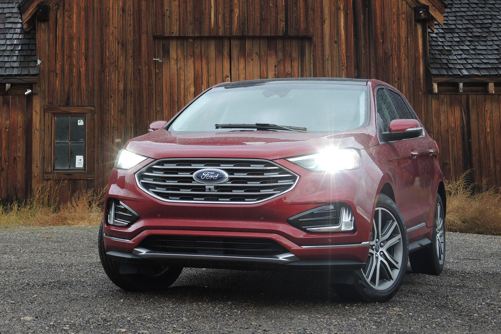 red ford edge 2020