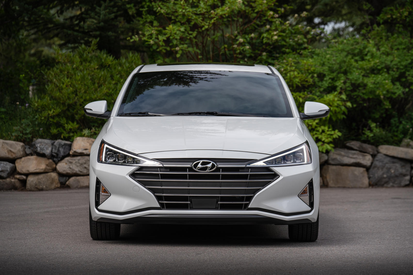 2020 Hyundai Elantra Front View