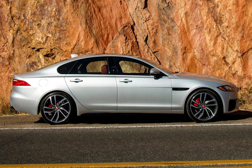 2020 Jaguar Xf Sedan Review Trims Specs Price New Interior