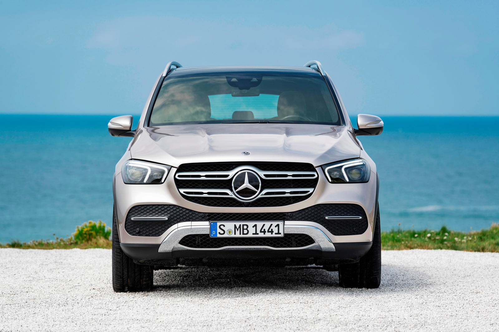 2020 Mercedes-Benz GLE-Class SUV Front View