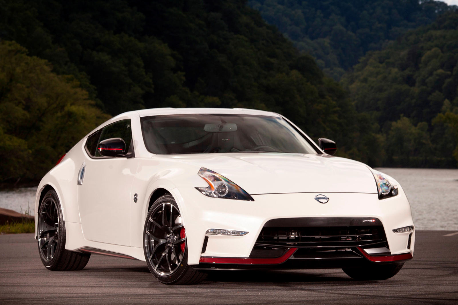 2020 Nissan 370Z NISMO Front Angle View