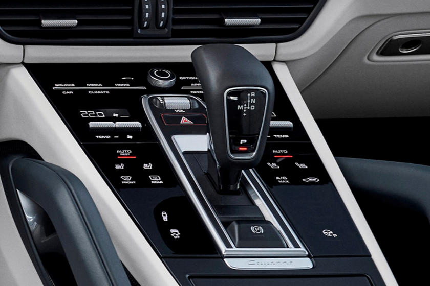 2020 Porsche Cayenne Turbo Coupe Gearbox Controls
