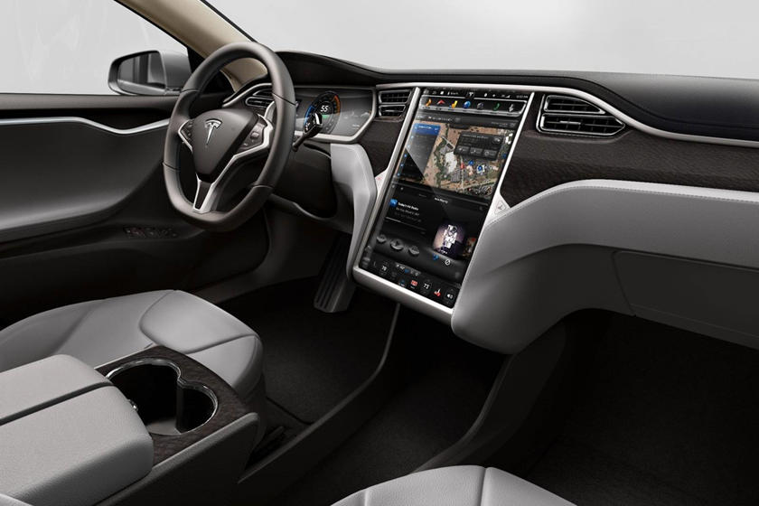 Headquarters driver Dependent 2020 Tesla Model S Performance Interior Dimensions: Seating, Cargo Space &  Trunk Size - Photos | CarBuzz