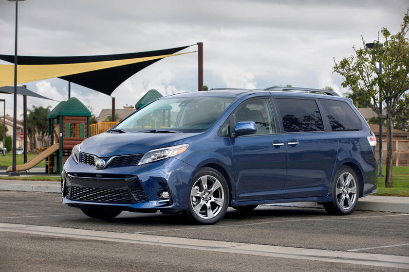 2020 Toyota Sienna Review Trims Specs And Price Carbuzz