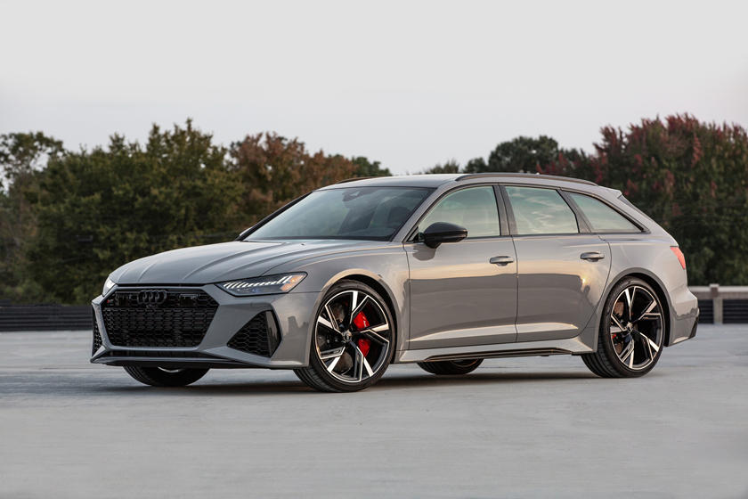 2021-audi-rs6-avant-front-angle-view-carbuzz-770119.jpg