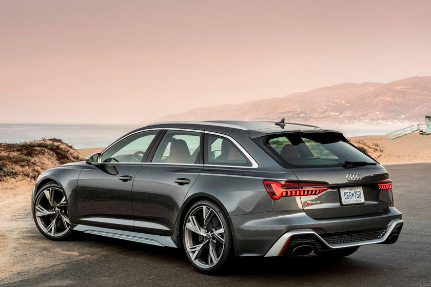 2021-audi-rs6-avant-rear-angle-view-carbuzz-733918.jpg