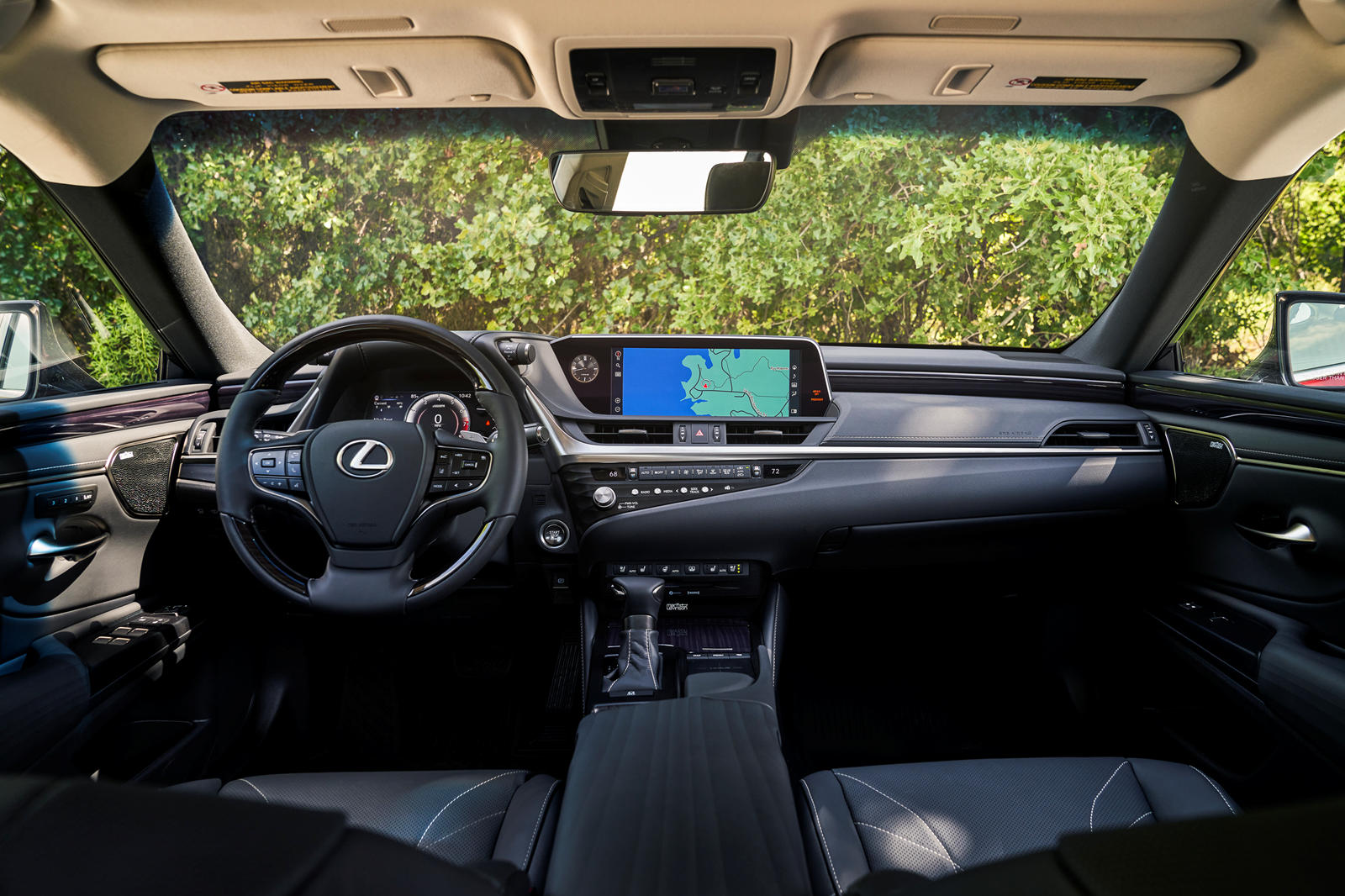 2021 Lexus ES Hybrid Dashboard