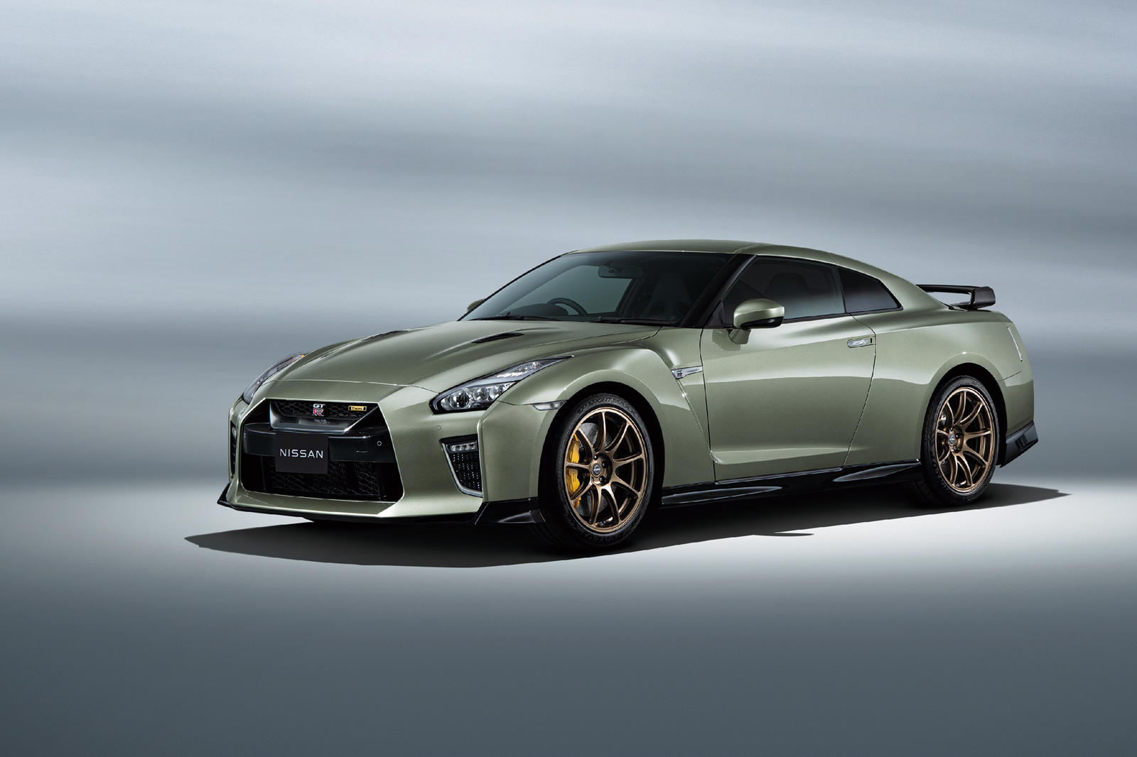 2021 Nissan GT-R Front Angle View