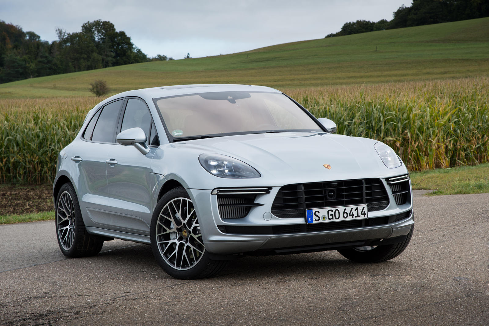 2021 Porsche Macan Turbo Front Angle View