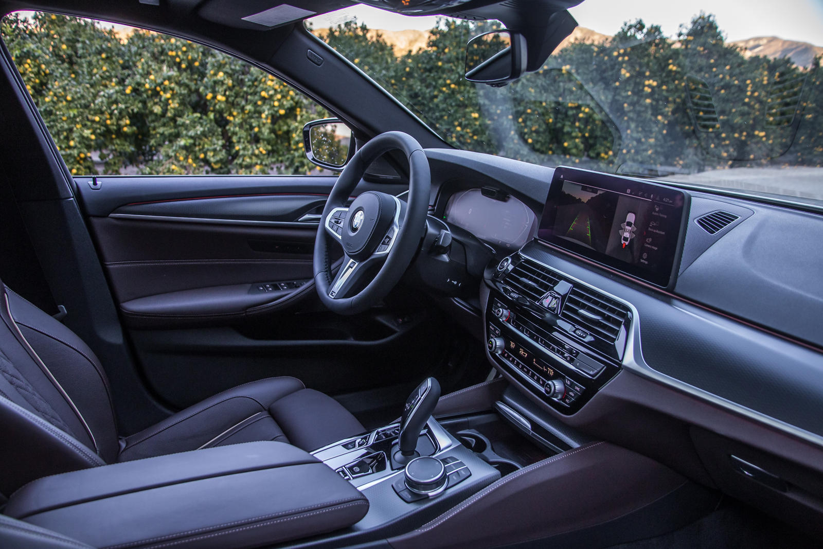 2022 BMW 5 Series Sedan Dashboard