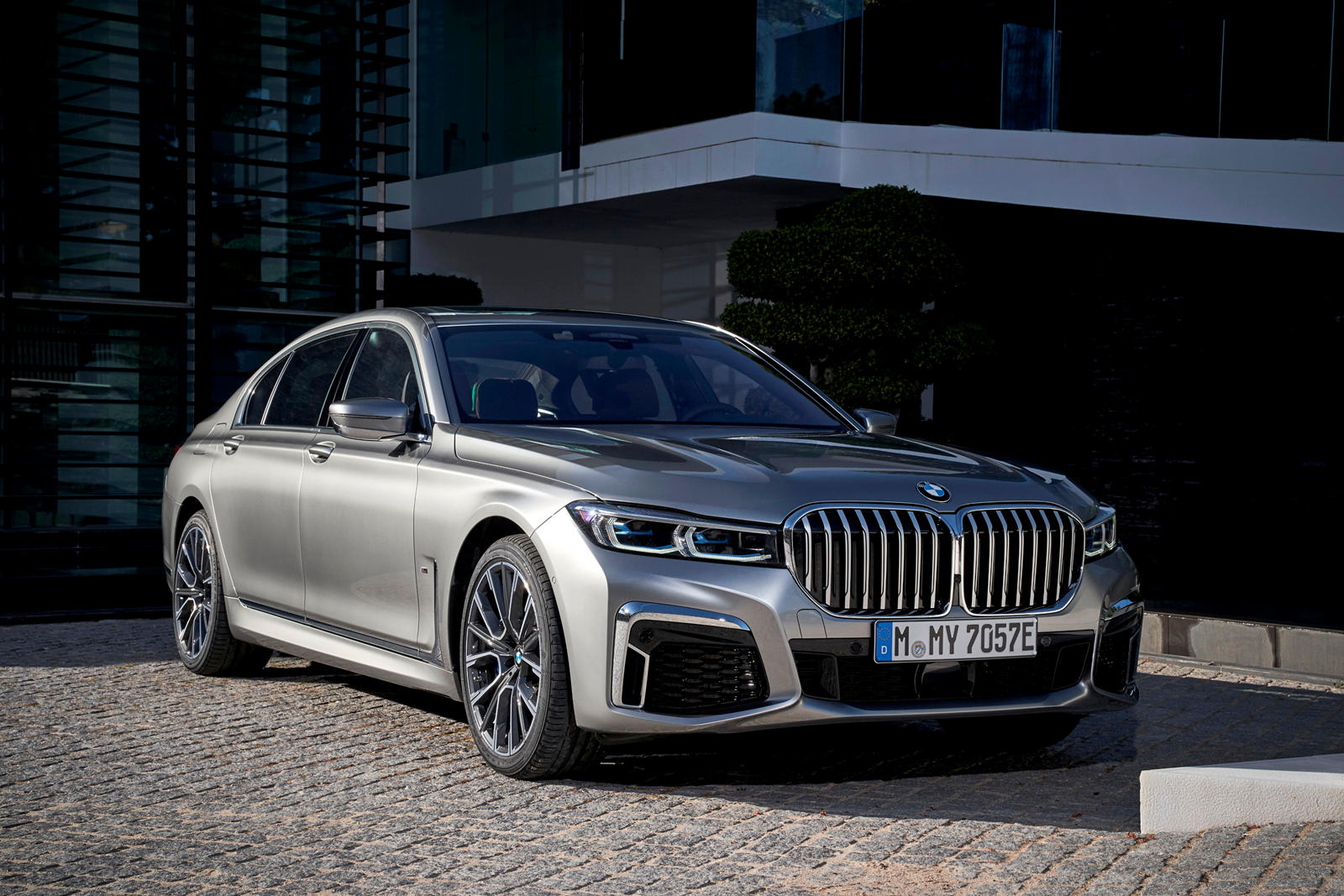 2022 BMW 7 Series Hybrid: Review, Trims, Specs, Price, New Interior
