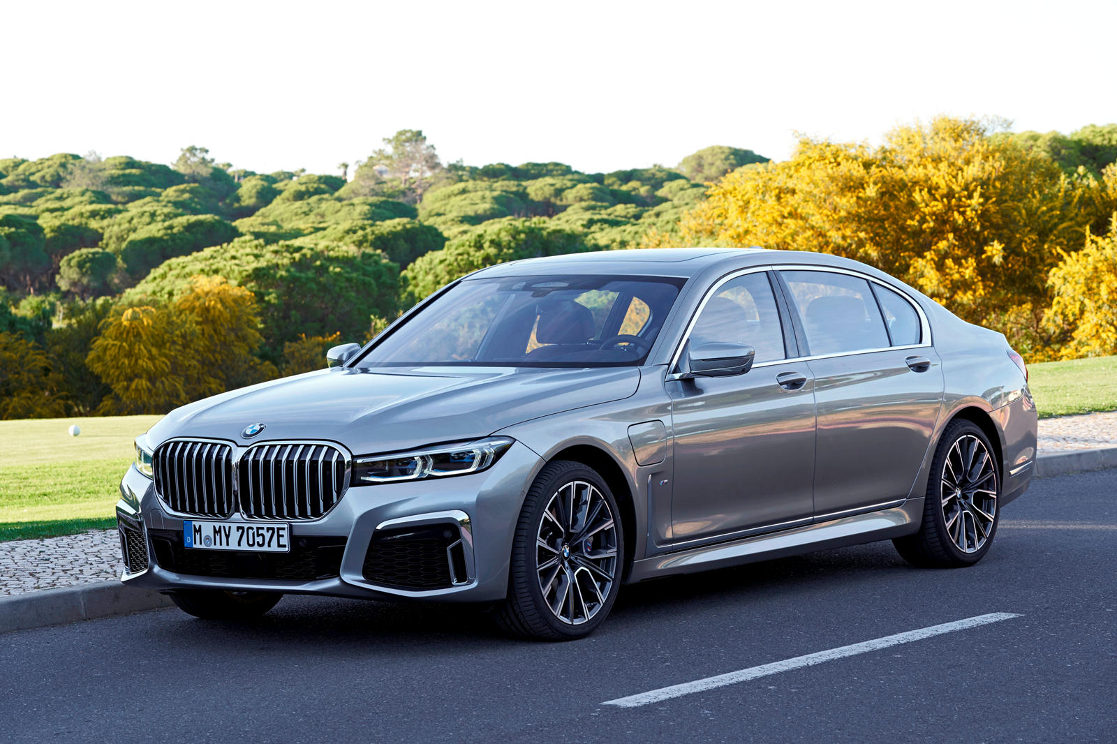 2022 BMW 7 Series Hybrid: Review, Trims, Specs, Price, New Interior