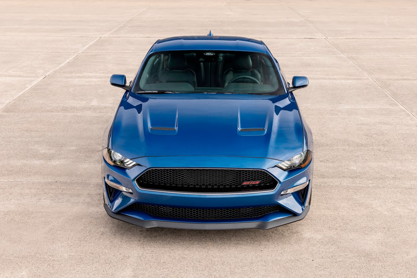 2022 Ford Mustang GT Coupe Front View 1