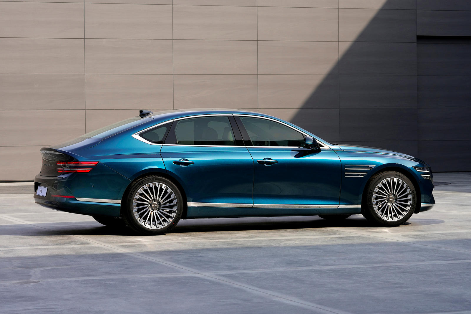 2022 Genesis Electrified G80 Review, Trims, Specs, Price, New Interior