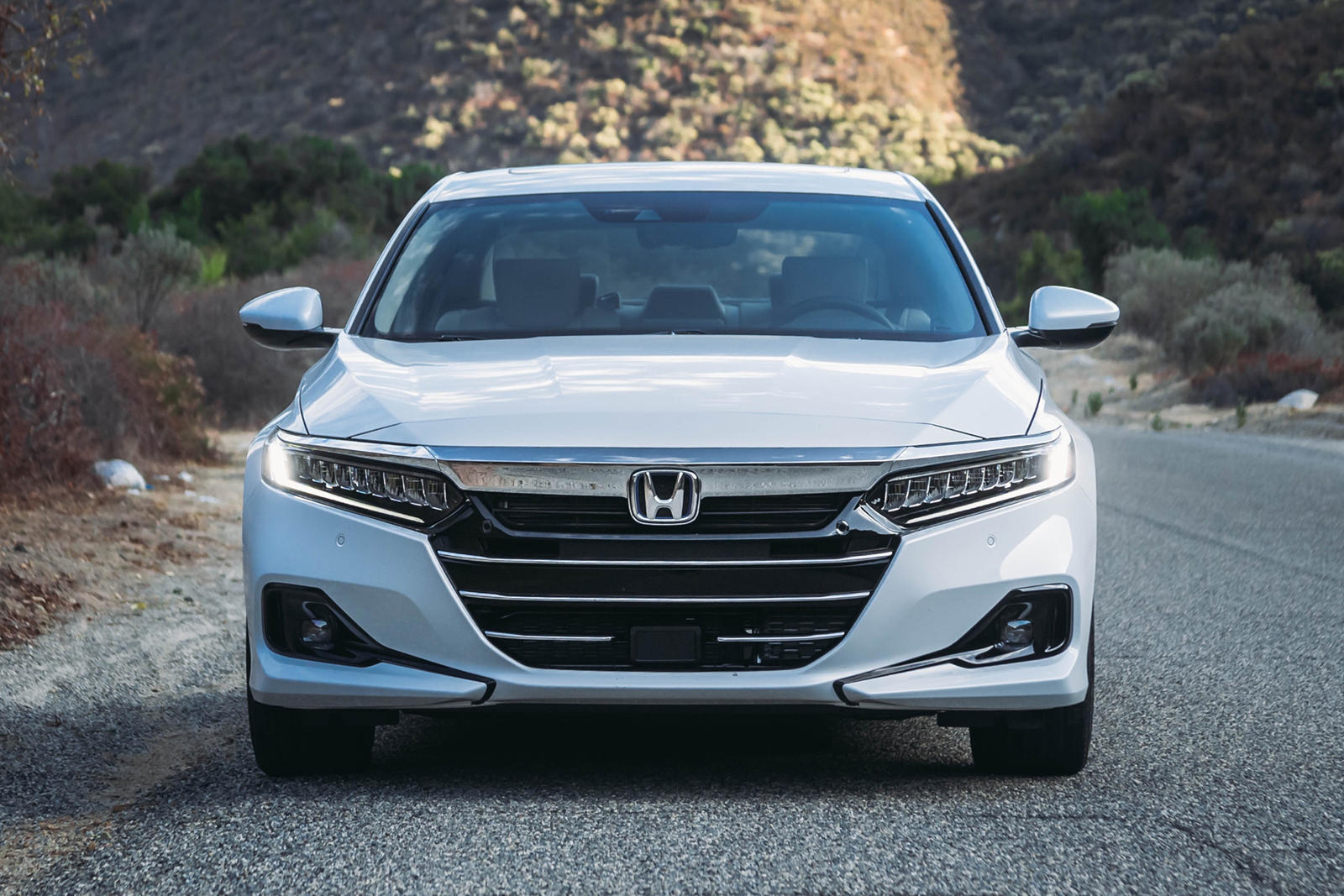 2022 Honda Accord Hybrid Front View