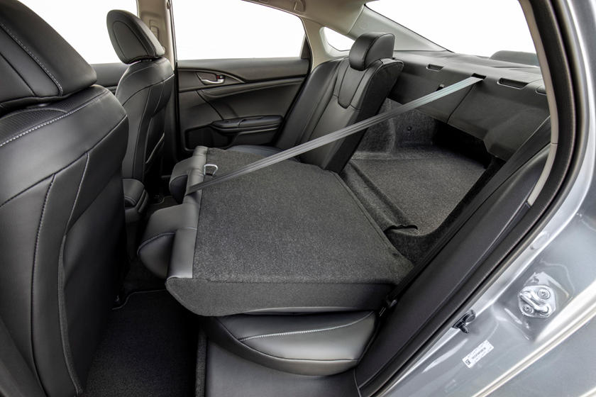 2022 Honda Insight Review New Hybrid Mpg Reliability Specs Trims Interior Features Exterior Design And Specifications Carbuzz - How Does The Back Seat Of A Honda Civic Fold Down