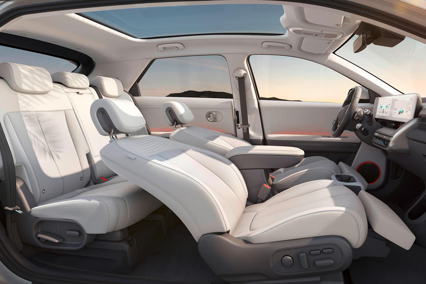 2022 Hyundai Ioniq 5 Interior Photos | CarBuzz