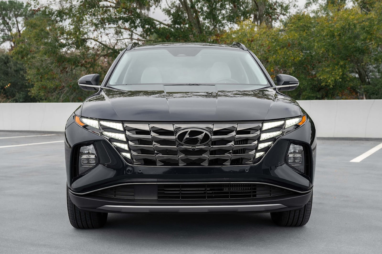 2022 Hyundai Tucson Hybrid Front View