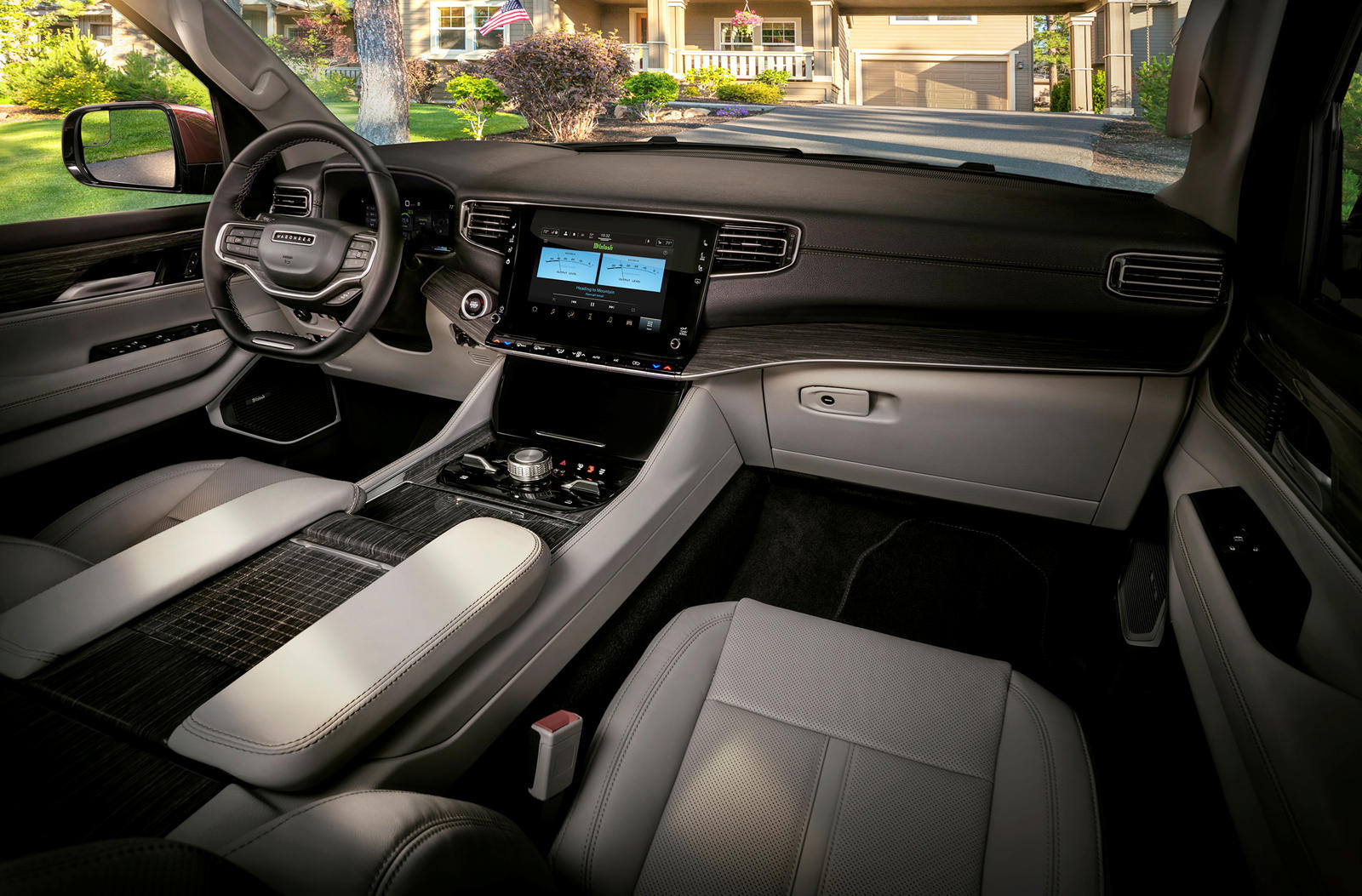 2022 Jeep Wagoneer Interior Overview