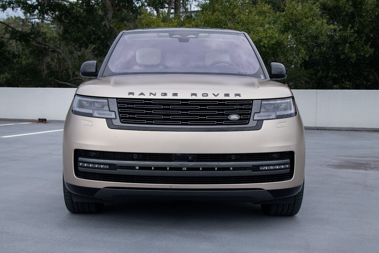 2022 Land Rover New Range Rover Front View