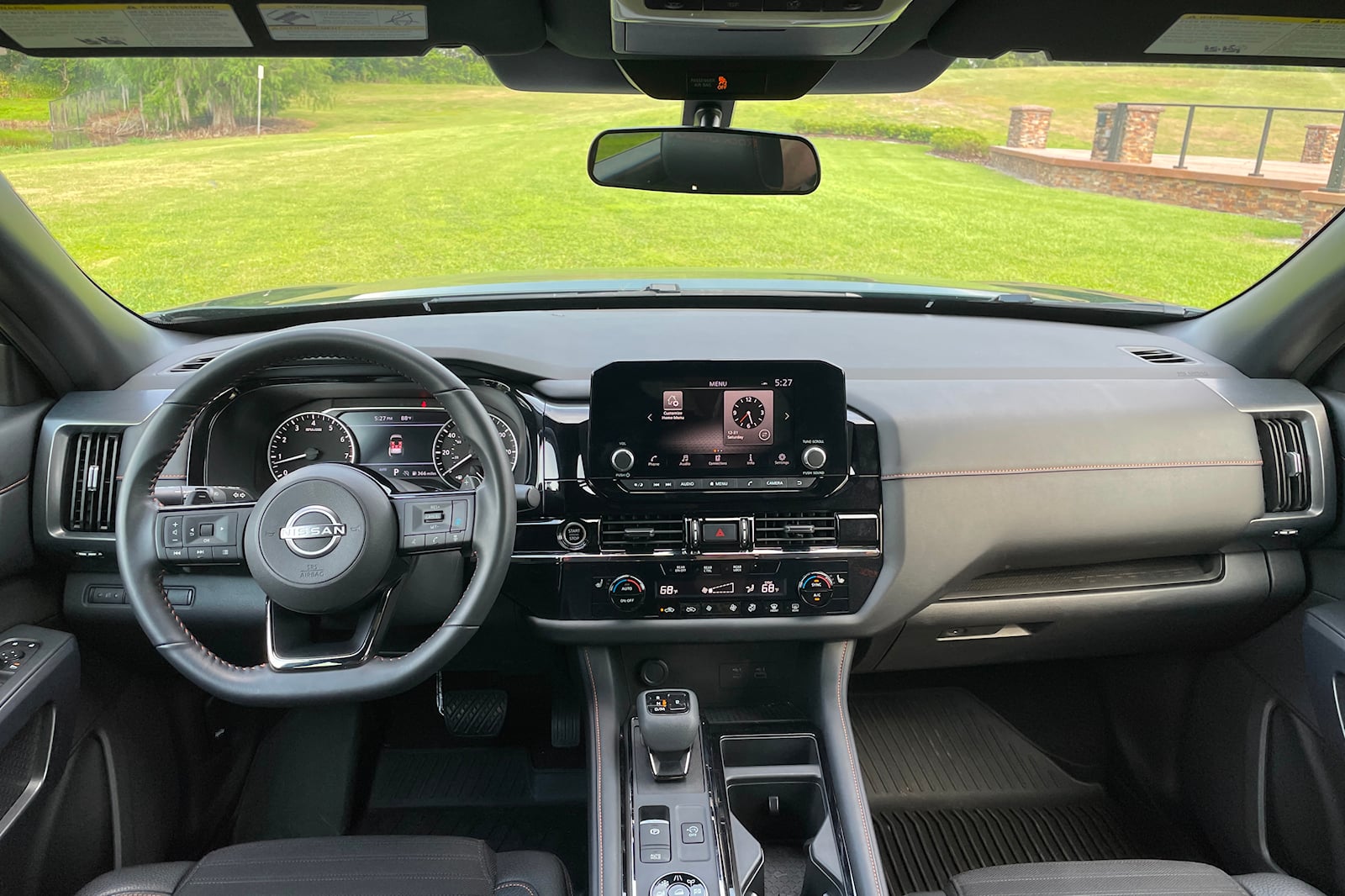 2022 Nissan Pathfinder Dashboard