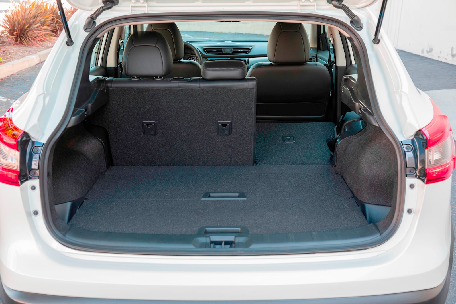 2022 Nissan Rogue Sport Interior Dimensions Seating, Cargo Space