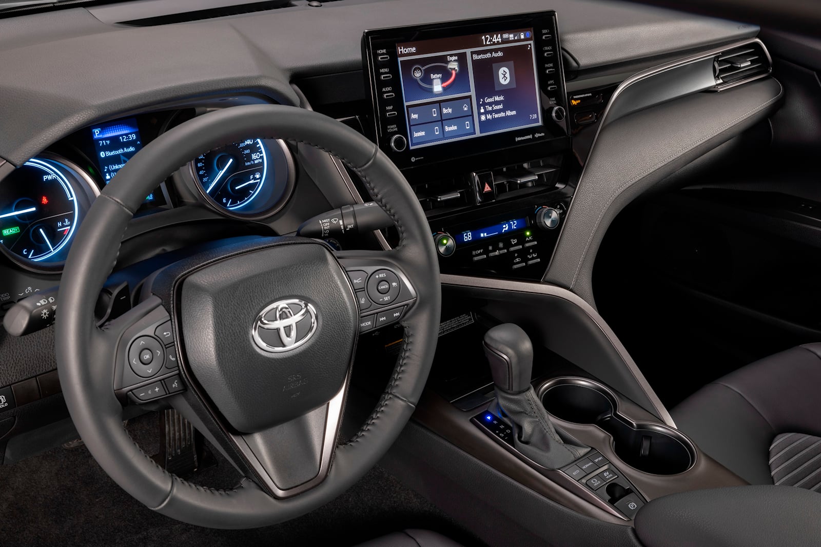 View Photos of the 2021 Toyota Camry Hybrid XLE