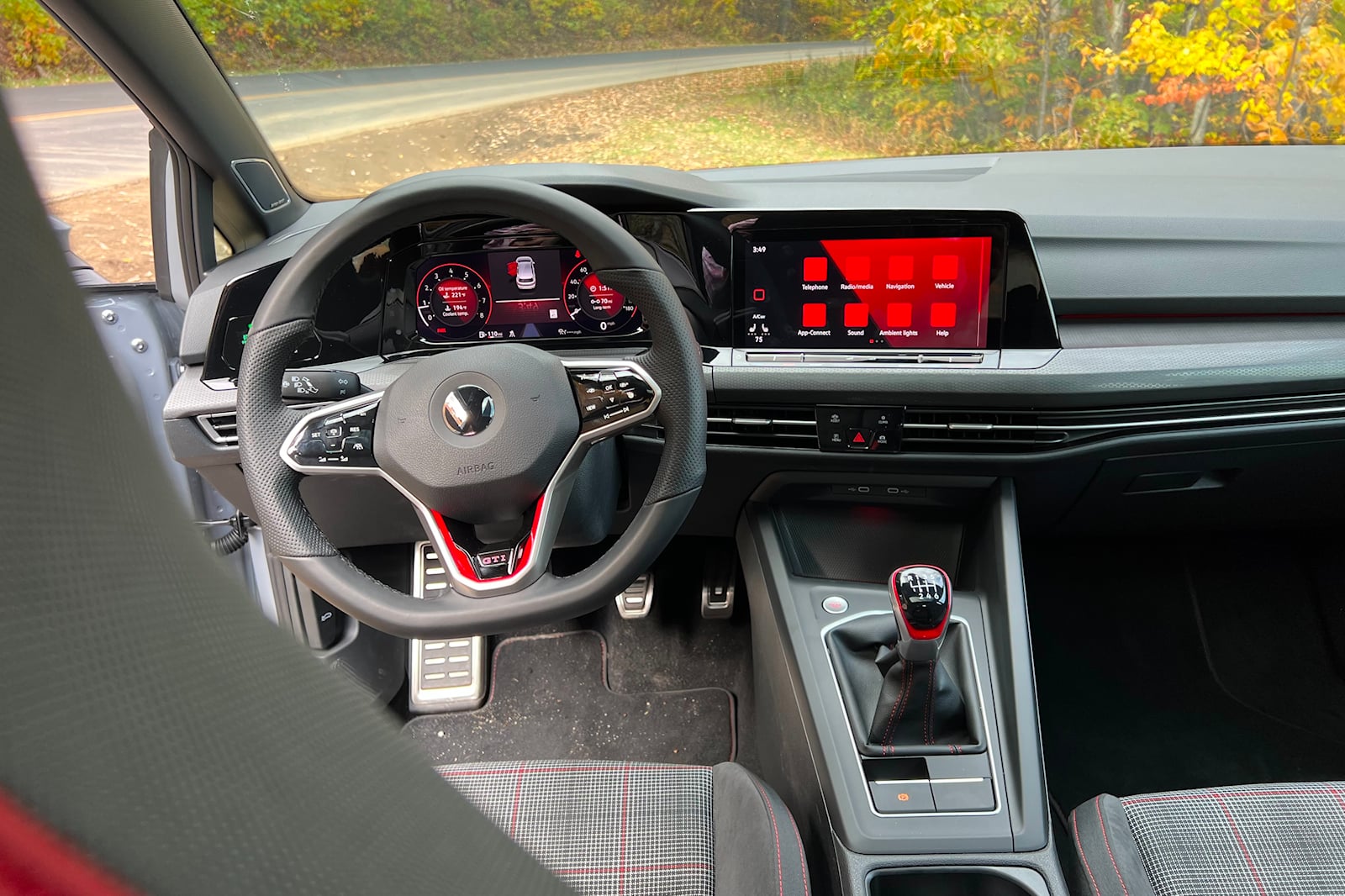 2022 Volkswagen Golf GTI Dashboard