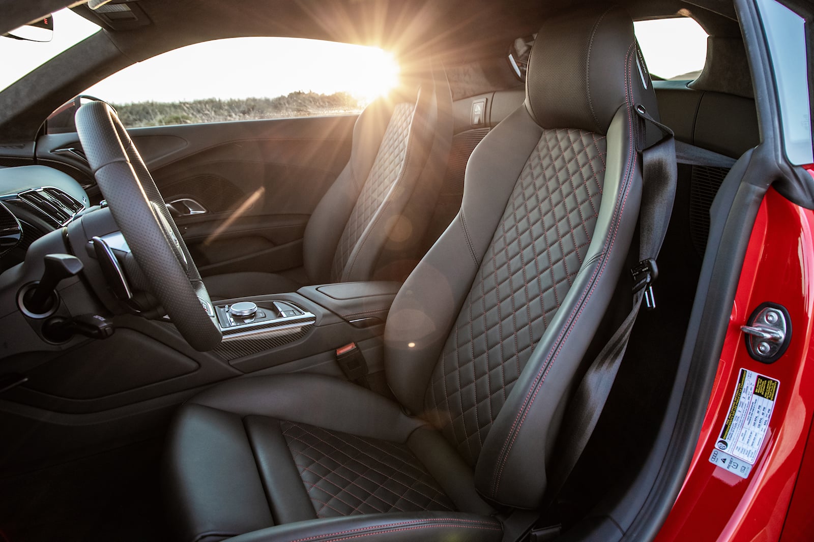 Audi R8 V12 TDI Concept Interior - Car Body Design