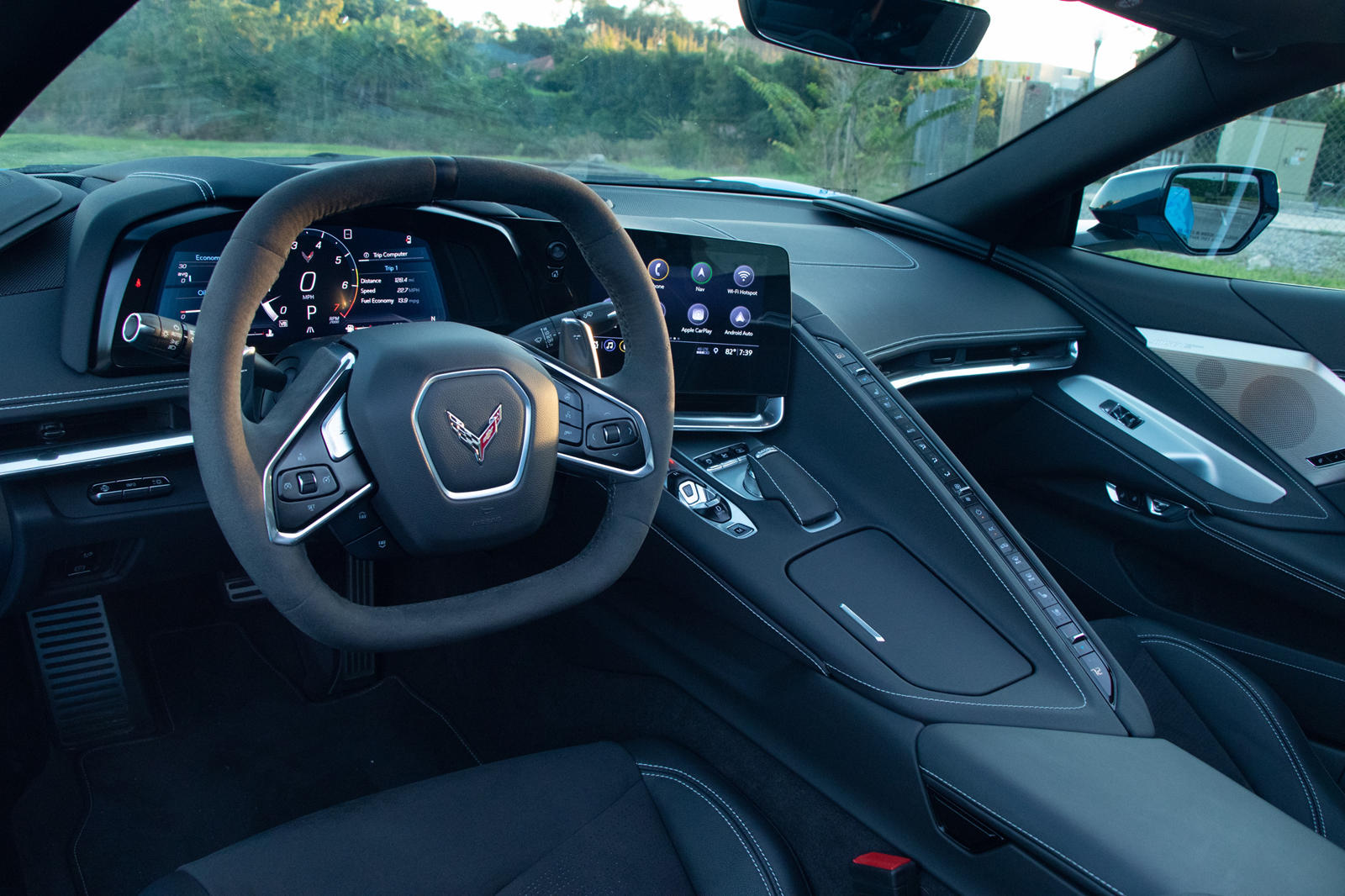 2020 Corvette C8: See The New Fully-Digital Instrument Cluster And Other  Interior Details | Carscoops