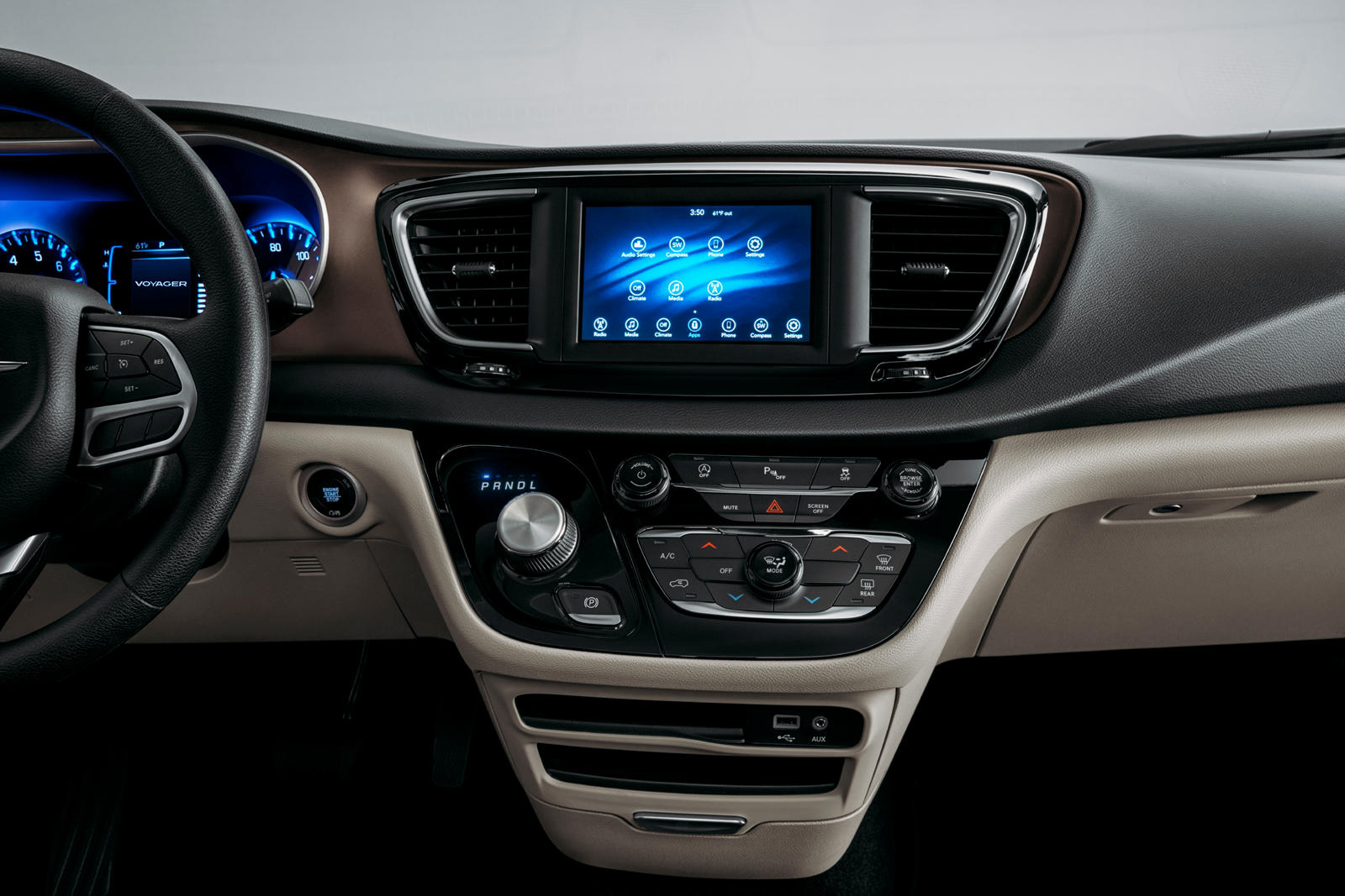 2023 Chrysler Voyager Central Console
