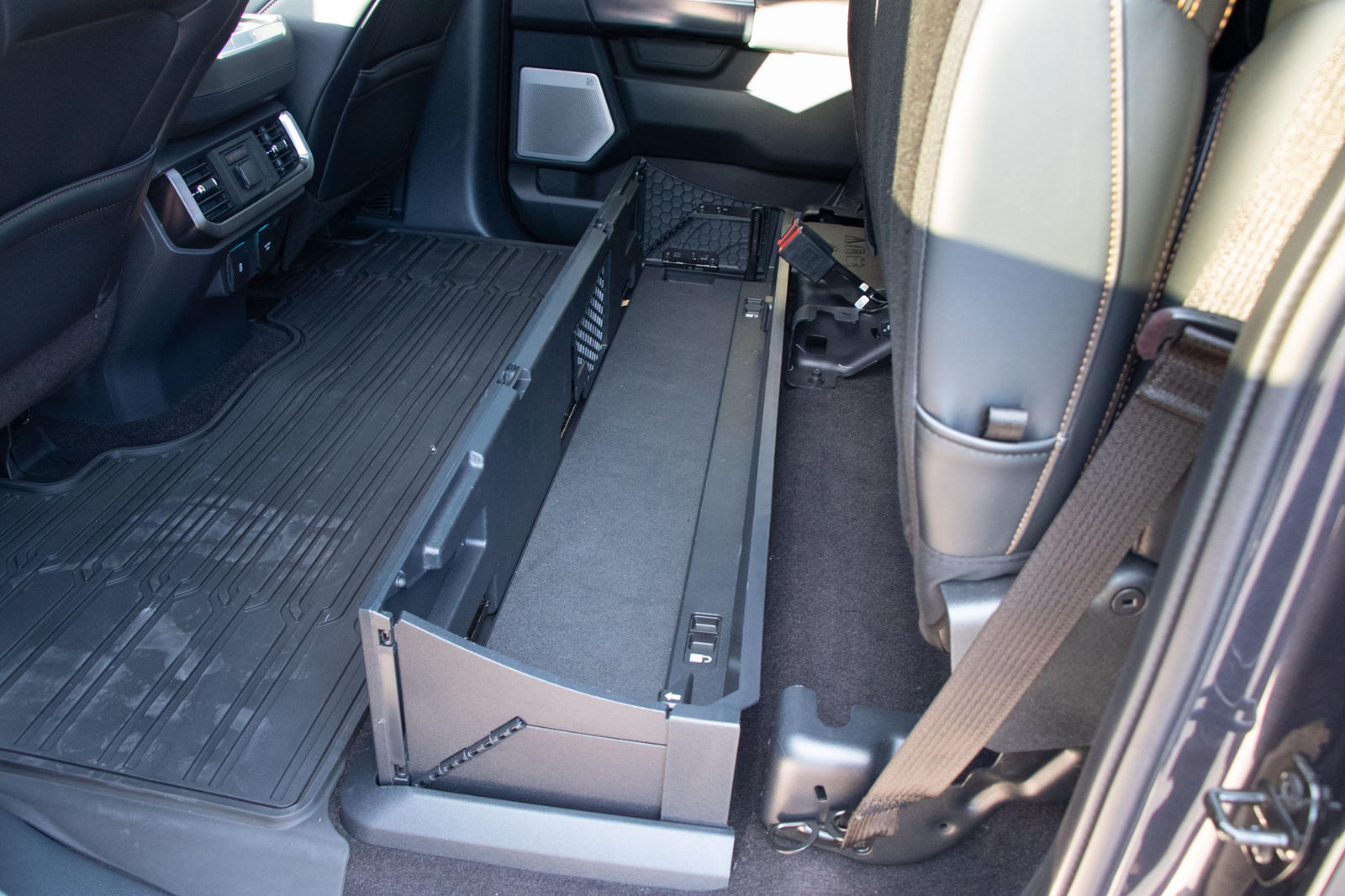 2023 Ford F-150 Interior Dimensions: Seating, Cargo Space & Trunk