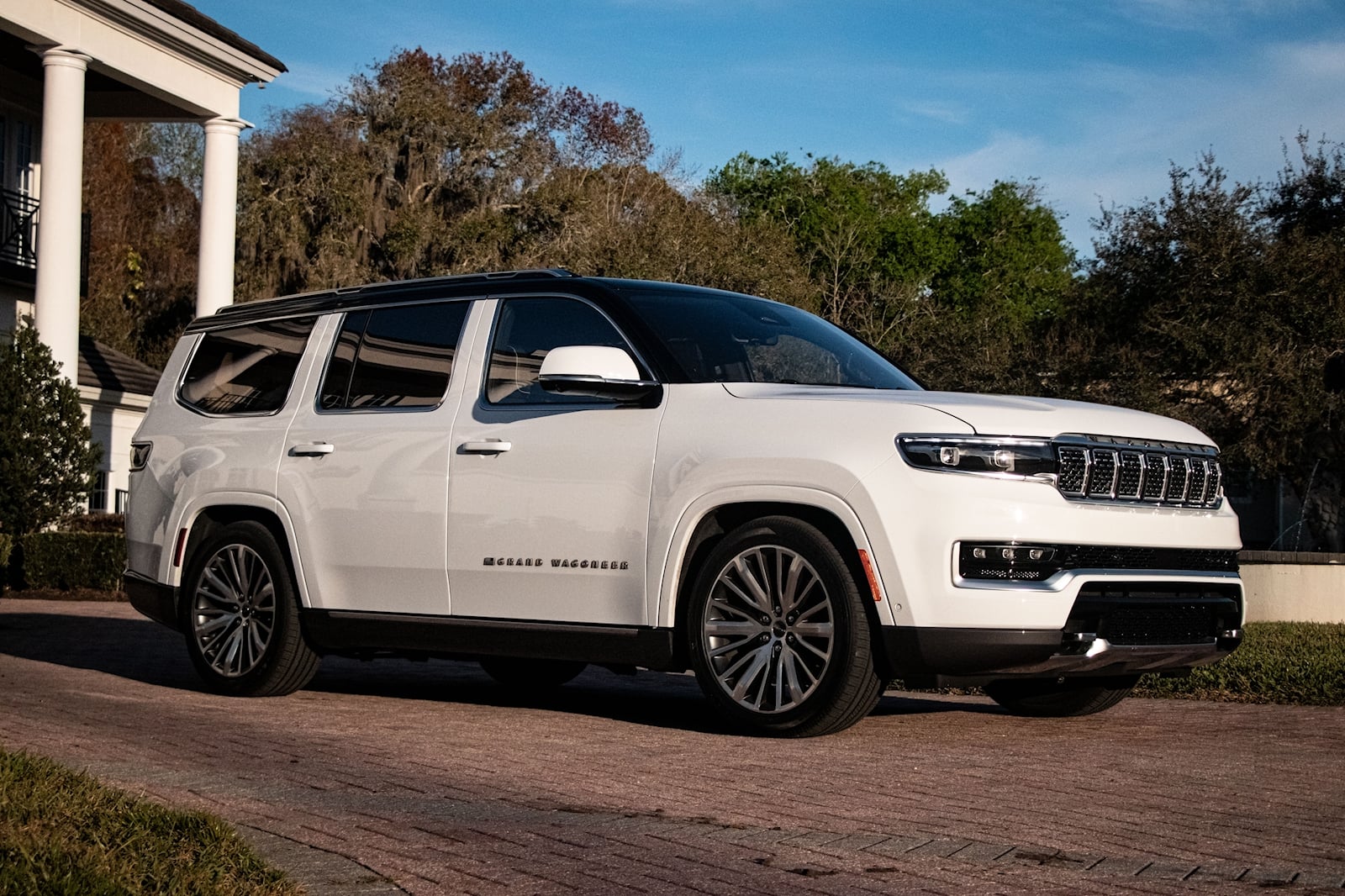 2023 Jeep Grand Wagoneer Review, Trims, Specs, Price, New Interior