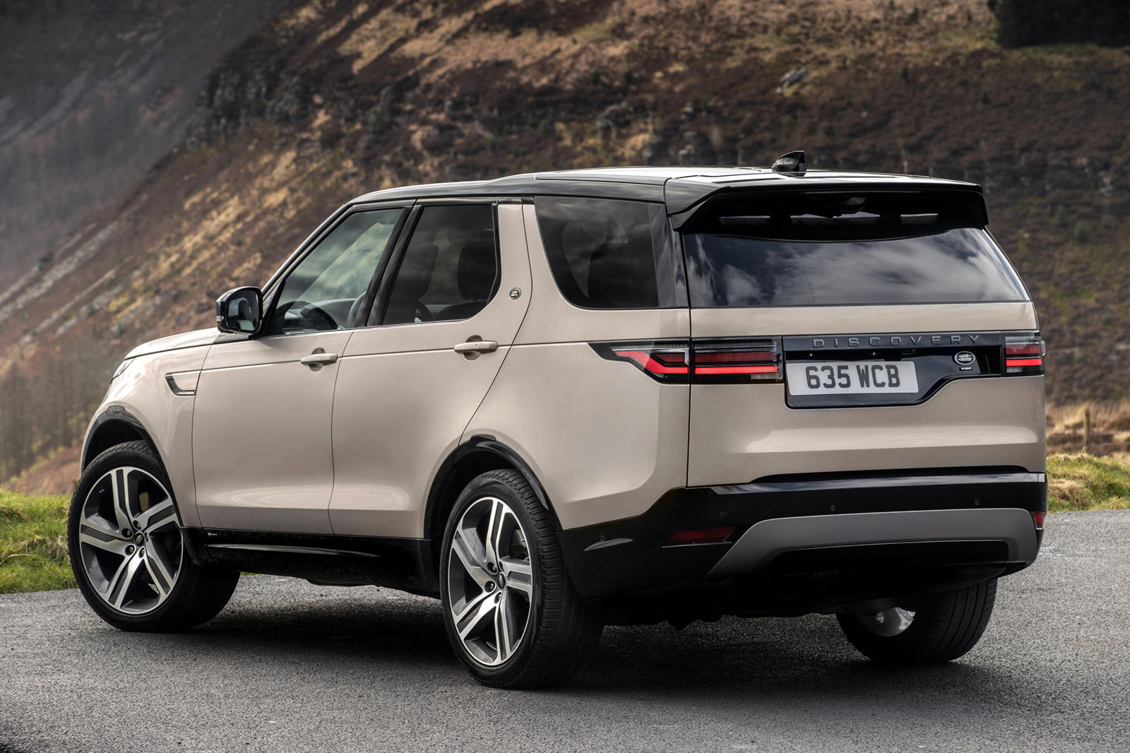 2023 Land Rover Discovery Review, Trims, Specs, Price, New Interior