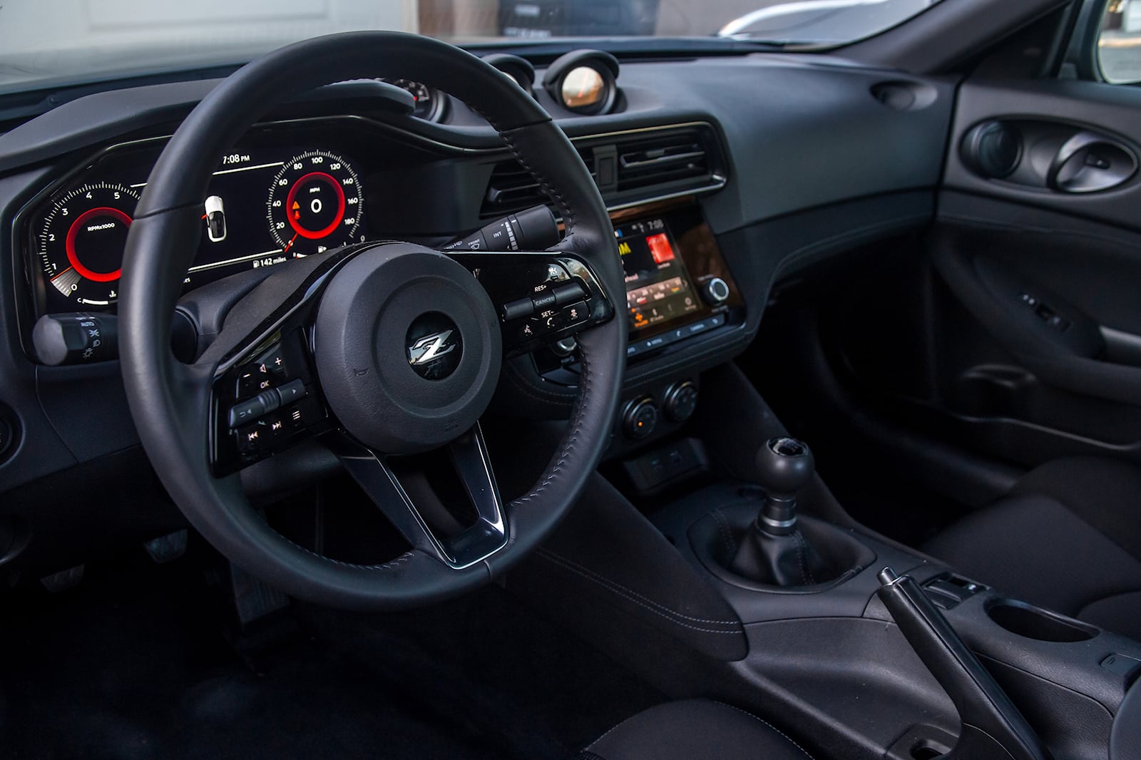 2023 Nissan Z Central Console