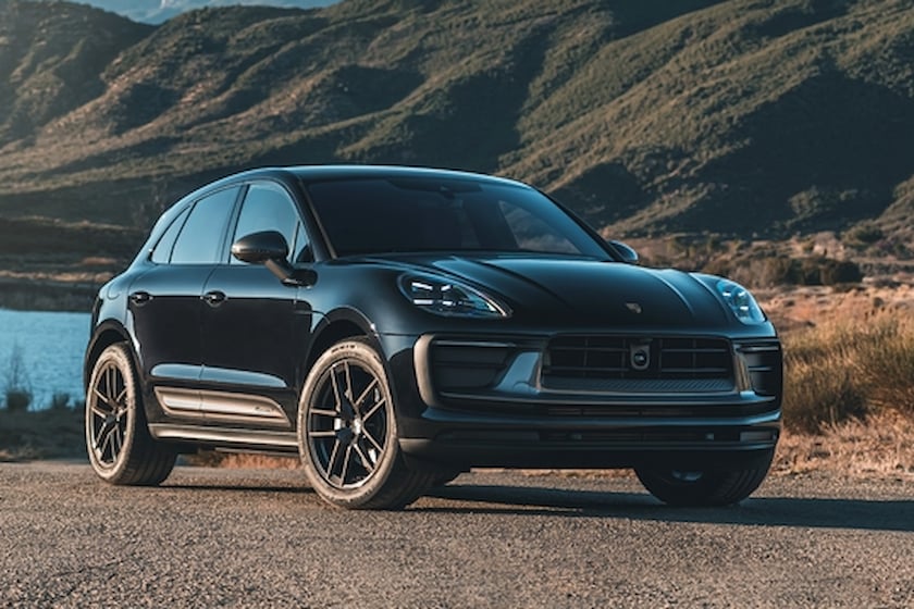 2023 Porsche Macan Front Angle View