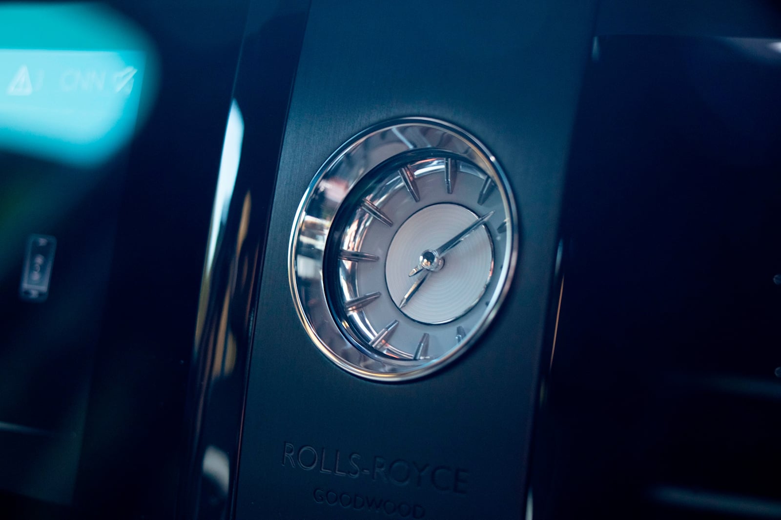 2023 Rolls-Royce Ghost Clock