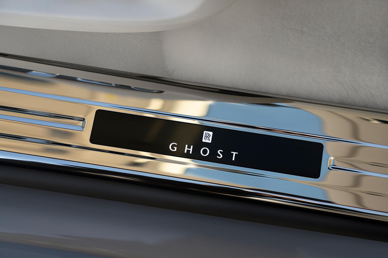 2023 Rolls-Royce Ghost Emblem